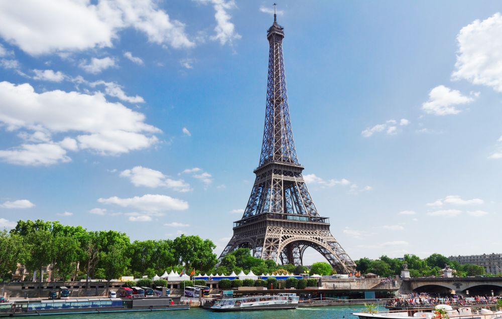 Discovering the Wonders of Paris: A Guide to the City of Love